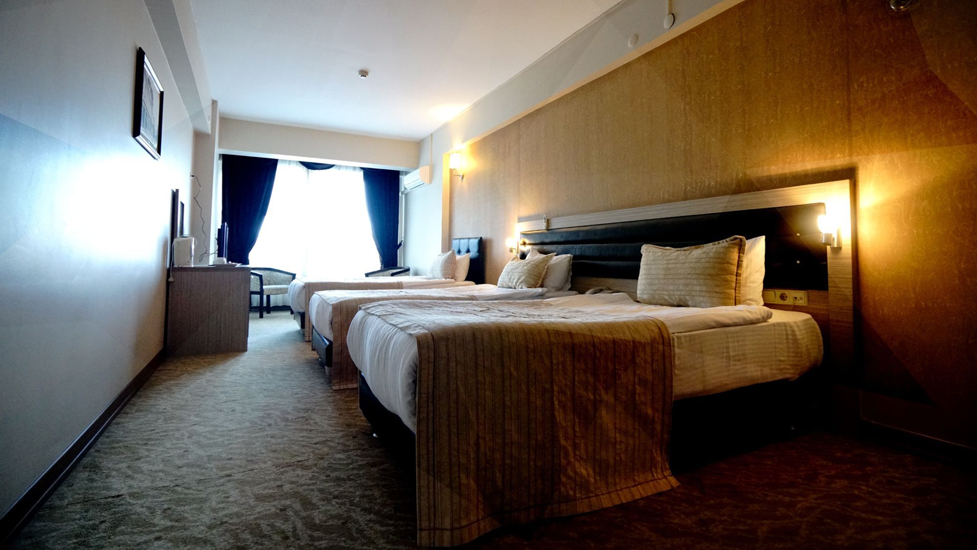 Es Albatros Hotel Eskişehir Eksteriør bilde